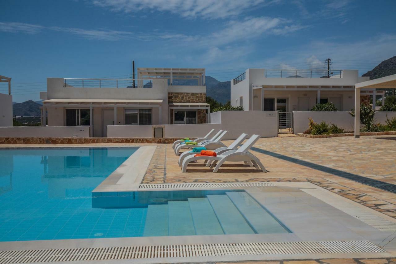 Villa Maria Makrýgialos エクステリア 写真