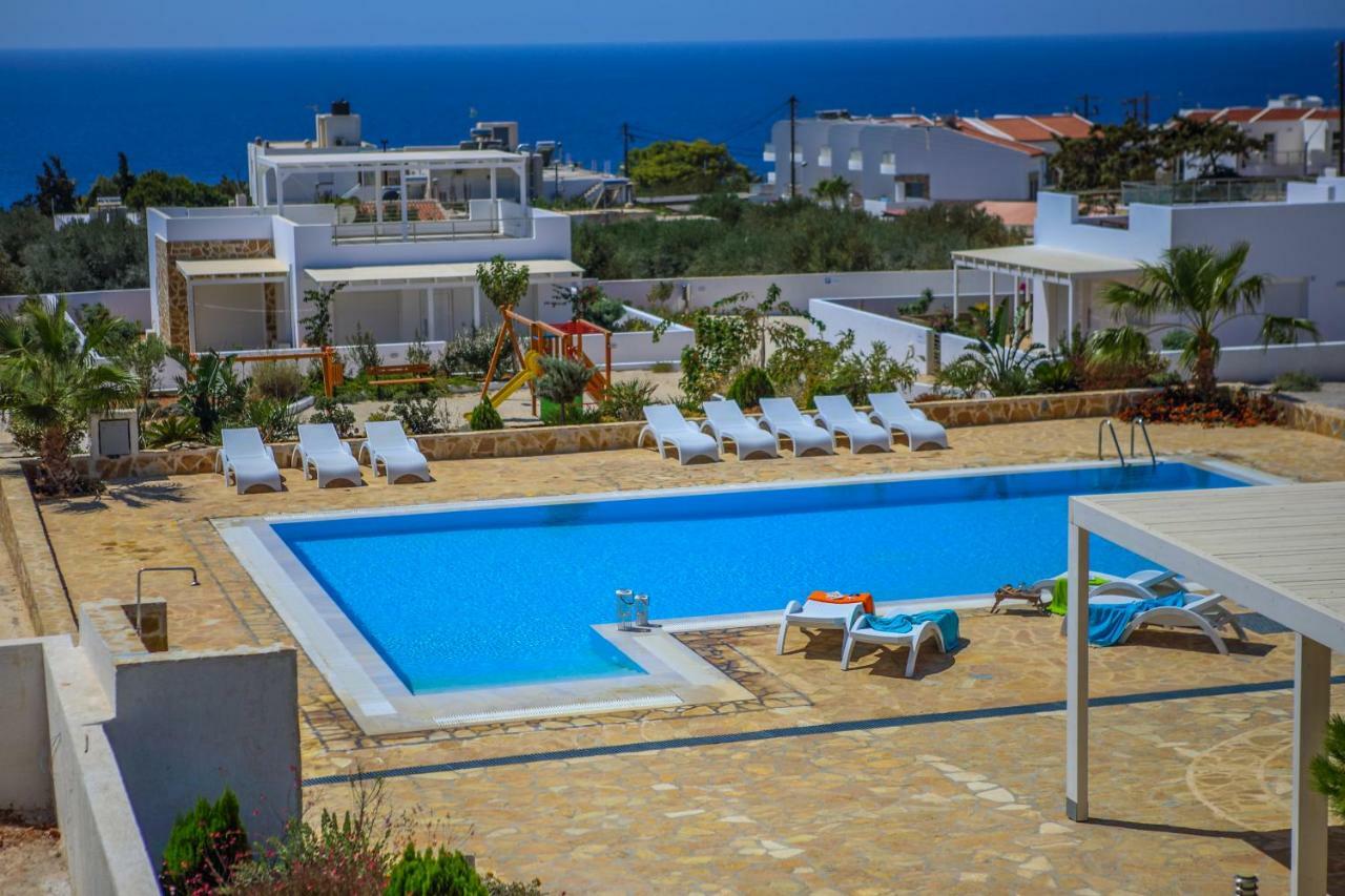 Villa Maria Makrýgialos エクステリア 写真